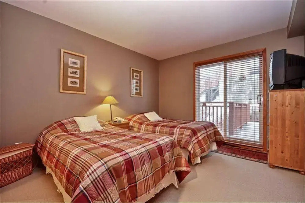 Pinoteau - фото 24