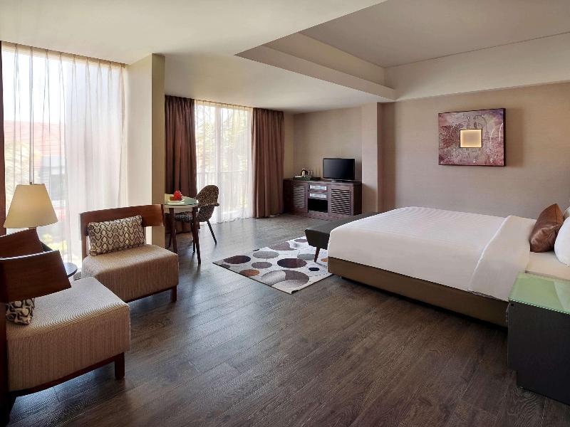 Mercure Bali Legian