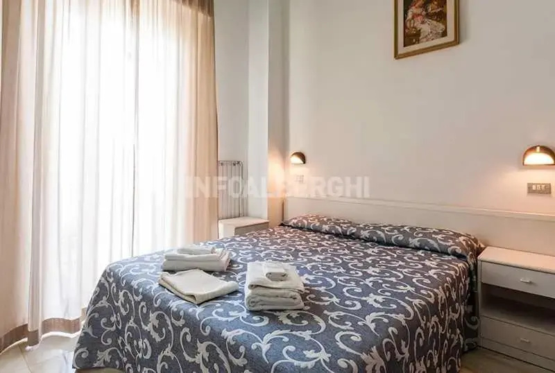 Standard Triple room with balcony