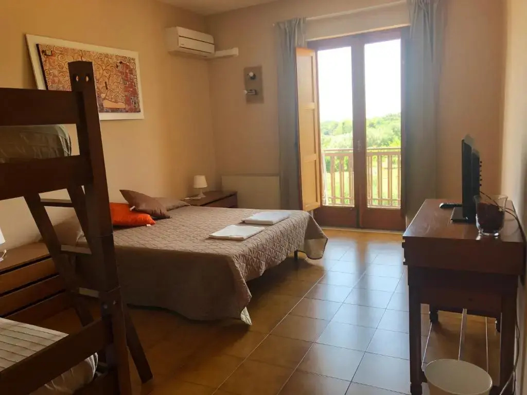 Standard Quadruple room