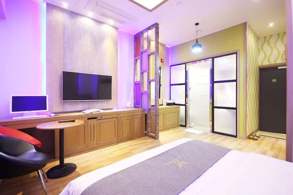 Gimje PGA Self Check-in Motel