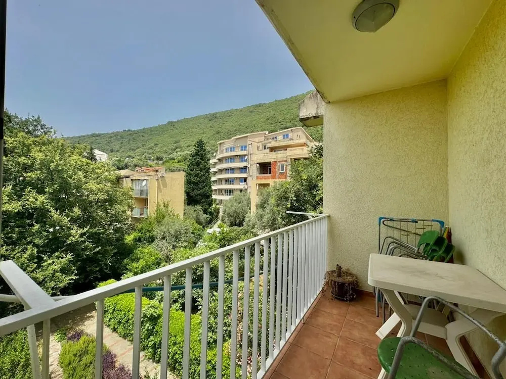 Family three bedroom Apartment Petrovac