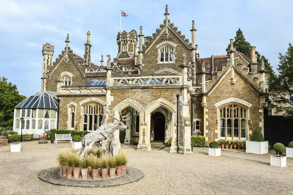 Oakley Court by null
