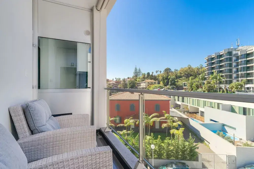 Vista Savoy Apartment