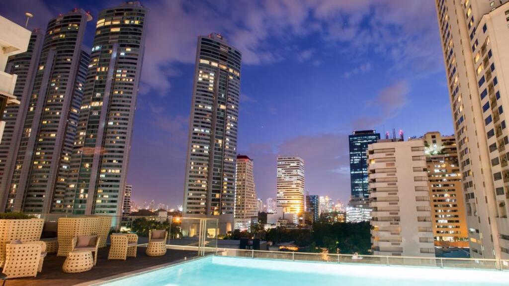 Novotel Bangkok Sukhumvit 20 image