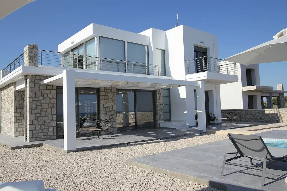 Alana Suites