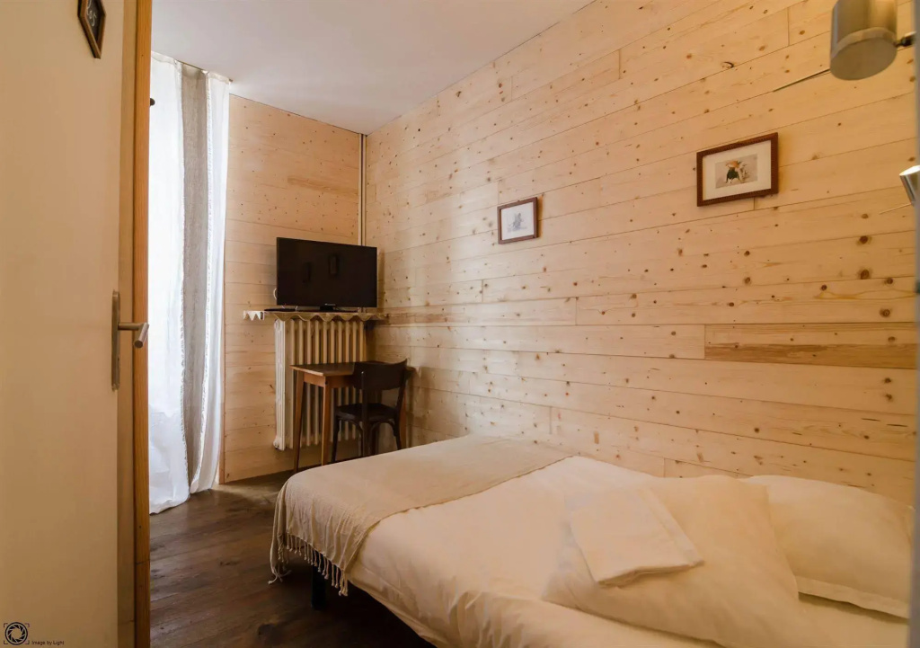 Voir la photo 2 — Hostel 20 Bayonne
