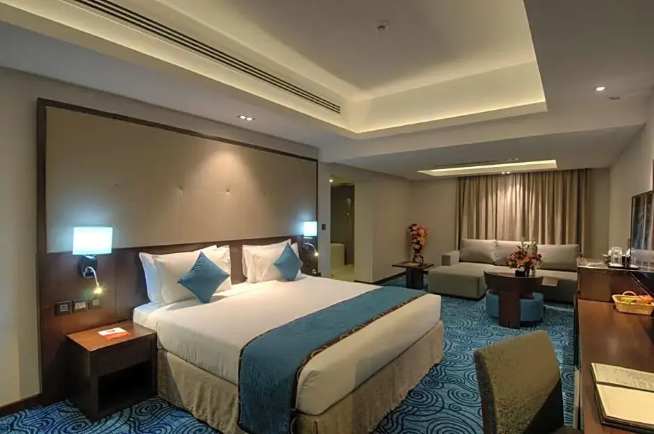 Deluxe Double room (full double bed)