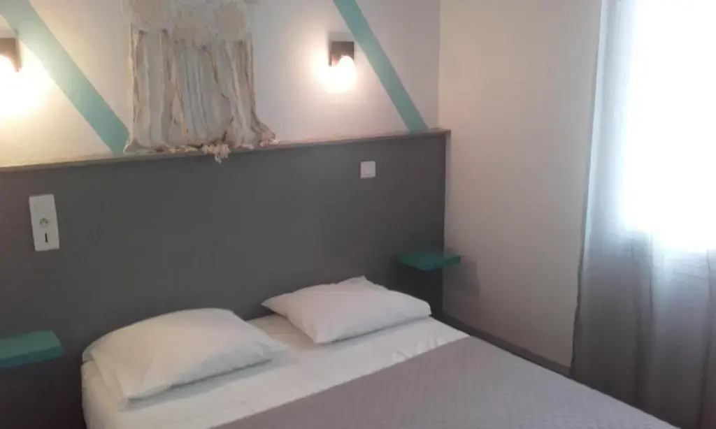 Standard Double room (full double bed)