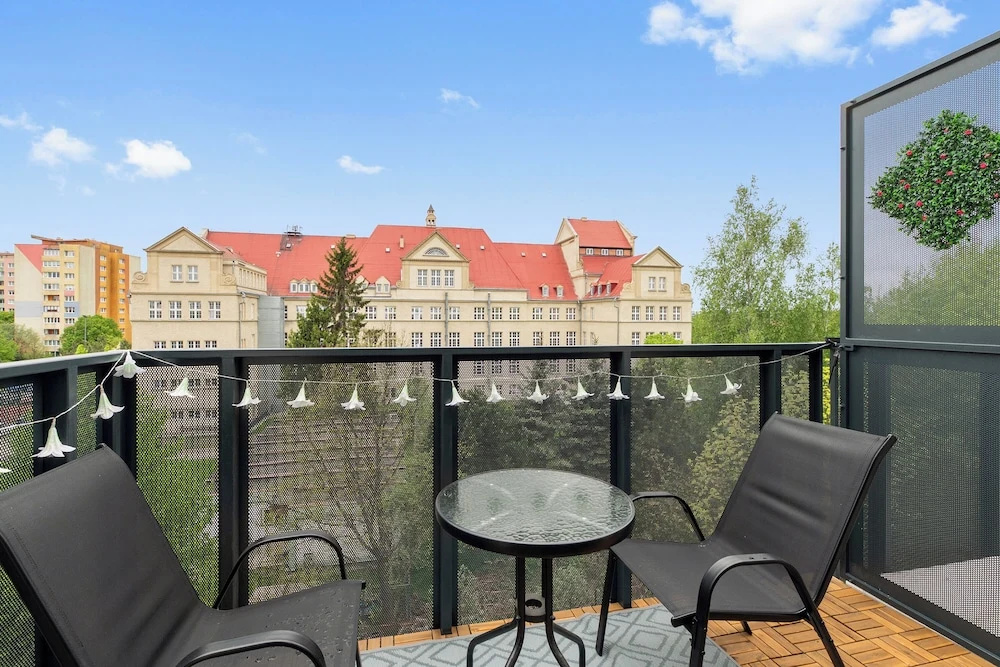 Mostek 2101 PinkGray by Grand Apartments