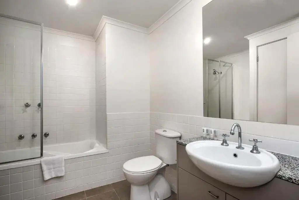 1 Bedroom Apartment with balcony