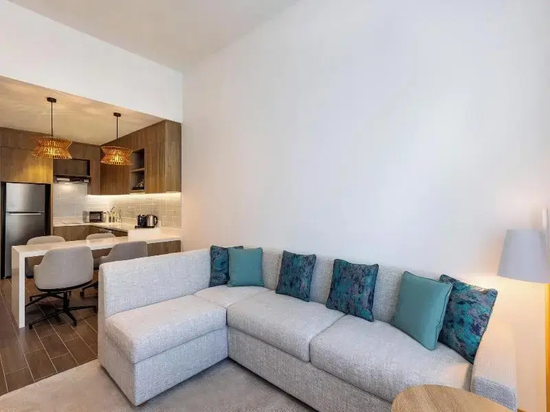 1 Bedroom Double Suite (full double bed)