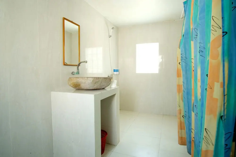 Warna Beach Hotel - Chambres