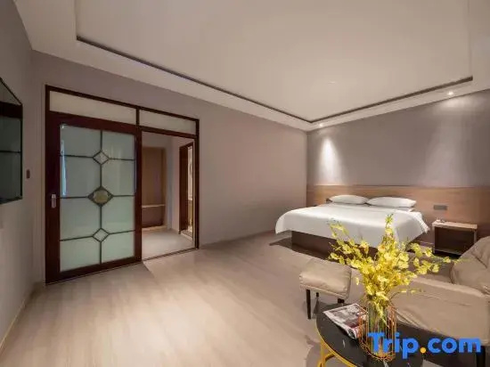 Premier Suite