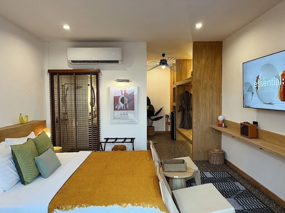 Отель Rimtalay Resort Koh Larn в Паттайе