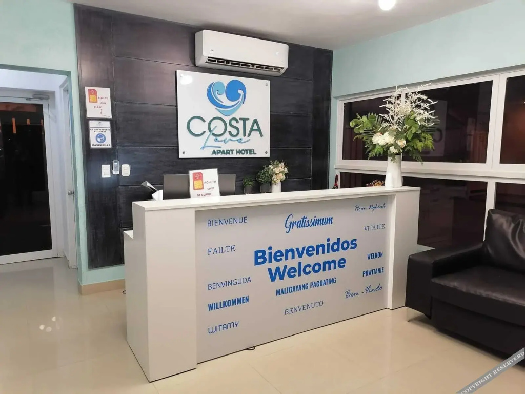 Lobby & Reception