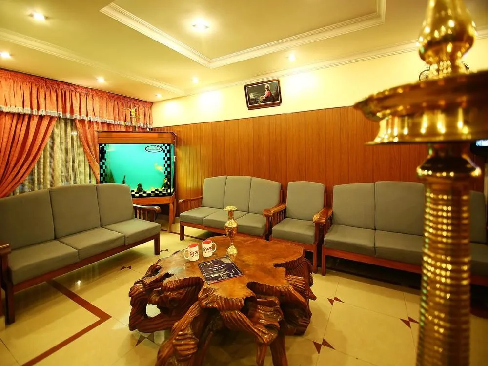 OYO 2159 Hotel SN Sujatha Inn
