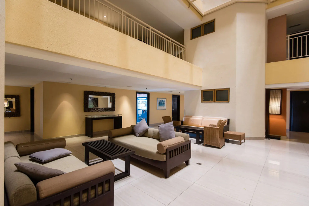 W Studio Resort Suites at Pyramid Tower - Général