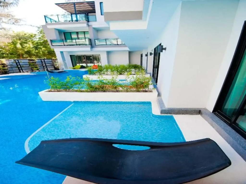 Balcony & Terrace