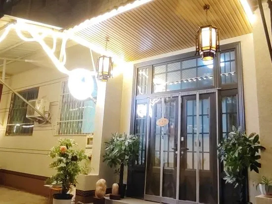 Longmenshanshe B&B in Luoyang
