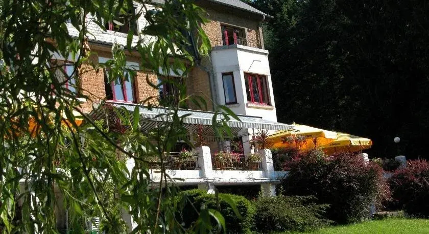 Hotel Restaurant Comtes De Chiny