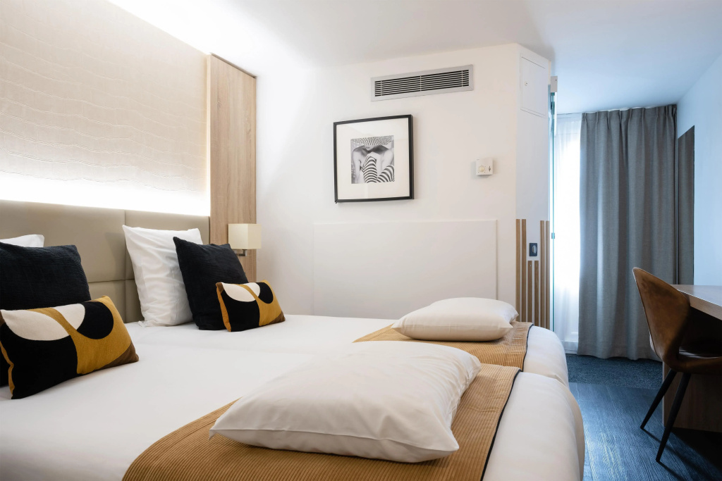 Standard Double room twin beds