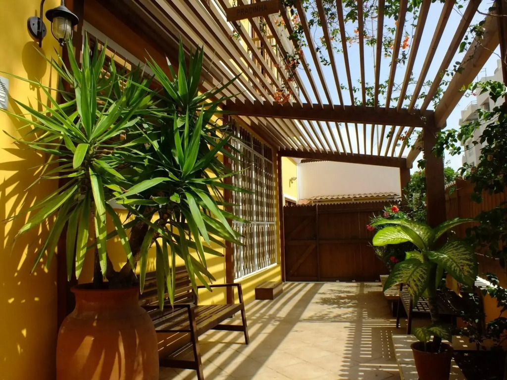 Kira's Boutique Hotel - фото 11