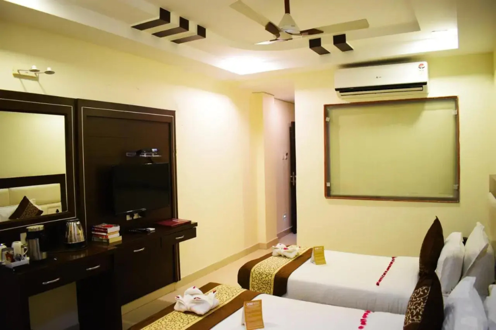 Hotel Green View - Behind Pramarth Niketan - Général