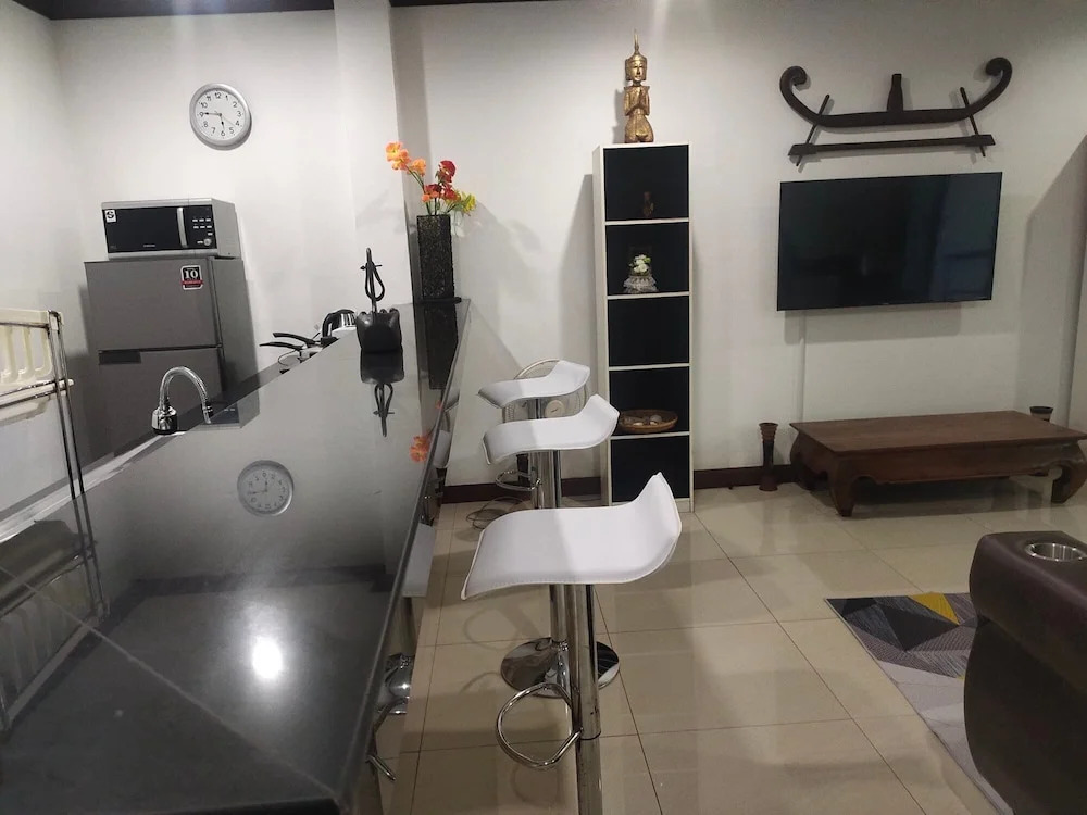 Апартаменты Дуплекс с 2 комнатами с балконом в BEA Apartment