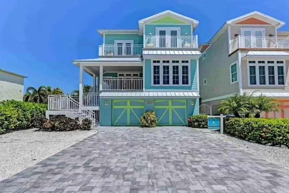 Beachy Villa Vista Apartment 5