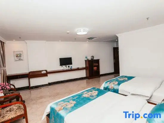 Deluxe Double room (full double bed)