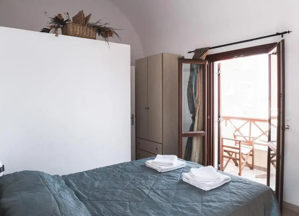Standard Double room with view (full double bed)
