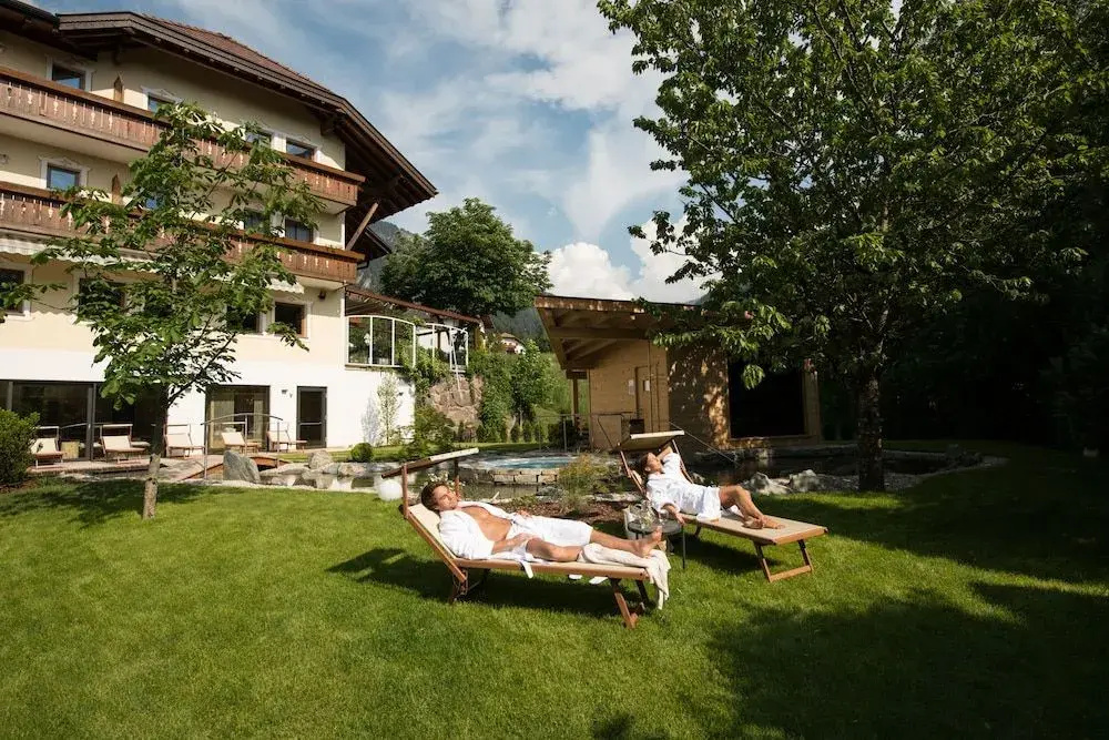 Hotel photo 12