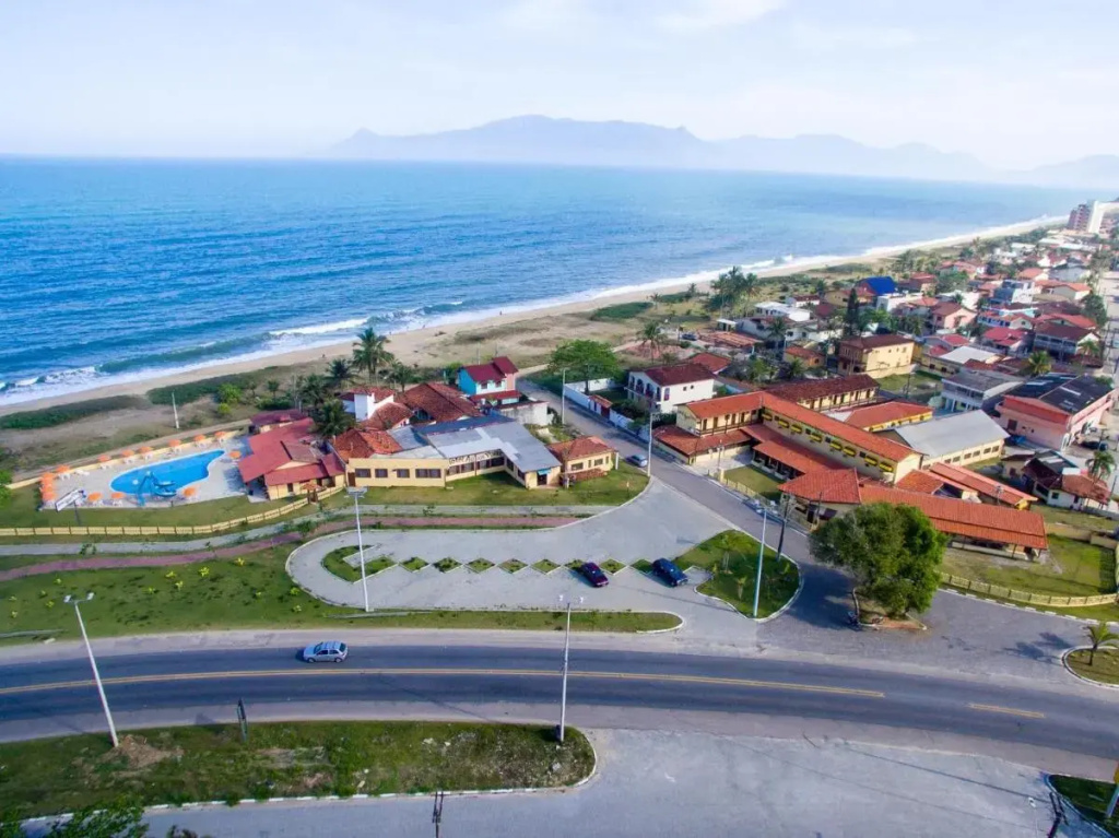 Beach & Waterfront