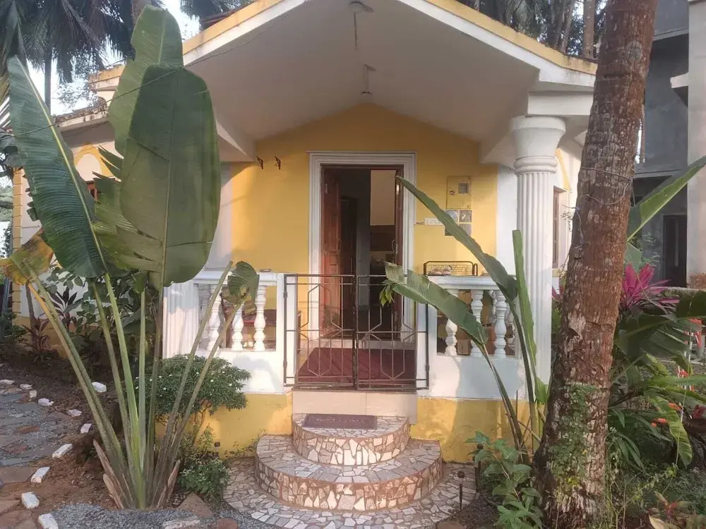 Urban Mad – Villas & Studio