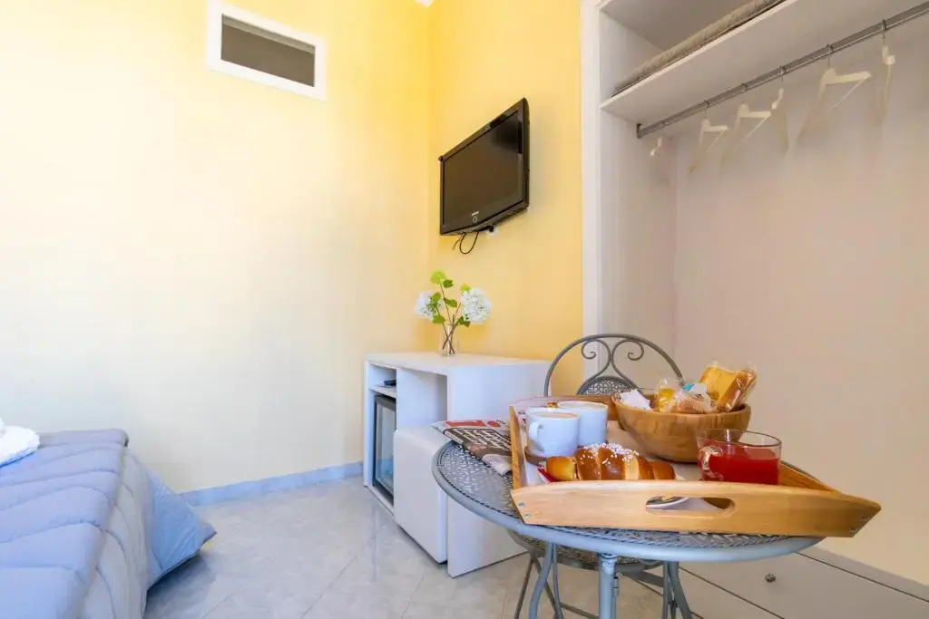 Economy Double room (twin beds)