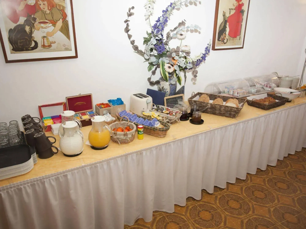 Hotel photo 13