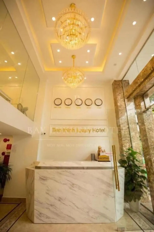 Tien Thinh Hotel Ha Long- by Bay Luxury in Ha Long