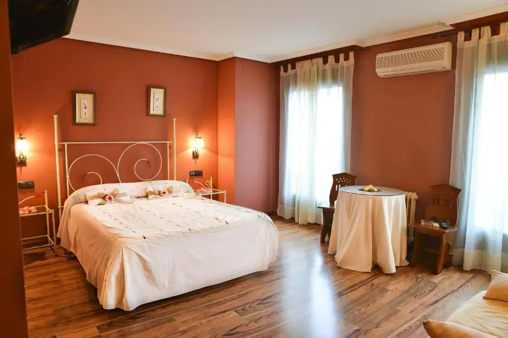 Cafe Bar Hotel Jefi - Chambres