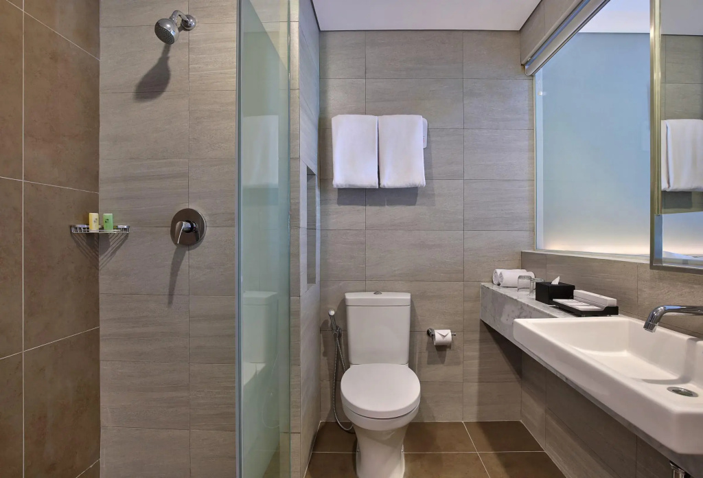 Swiss-Belinn Simatupang - Général