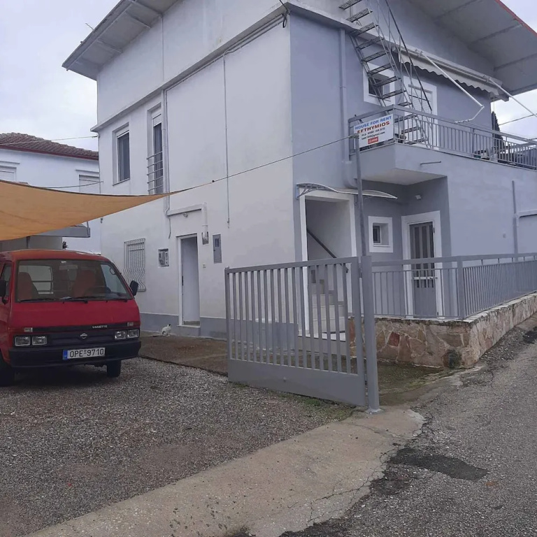 Cozy Grammatikou Home - Traditional Stay Parking