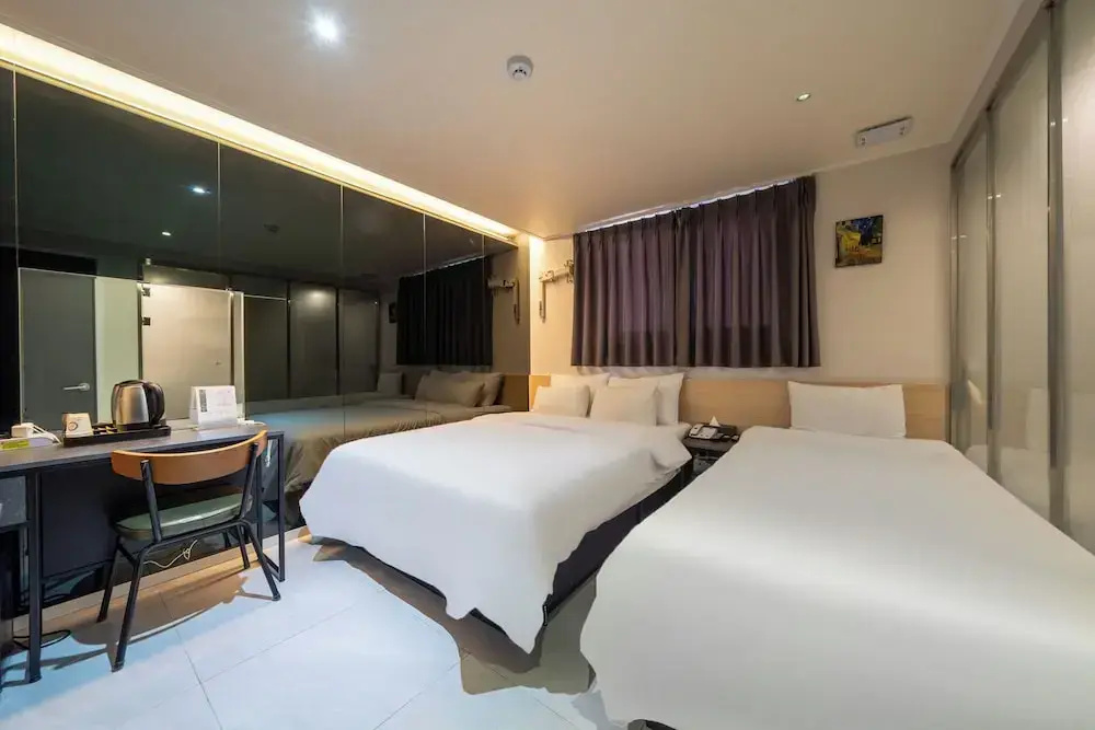 Hotel photo 2