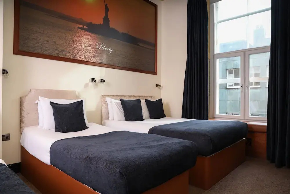 Signature Living Apartment - 1