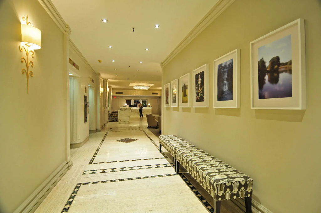 The Lombardy Hotel - Général