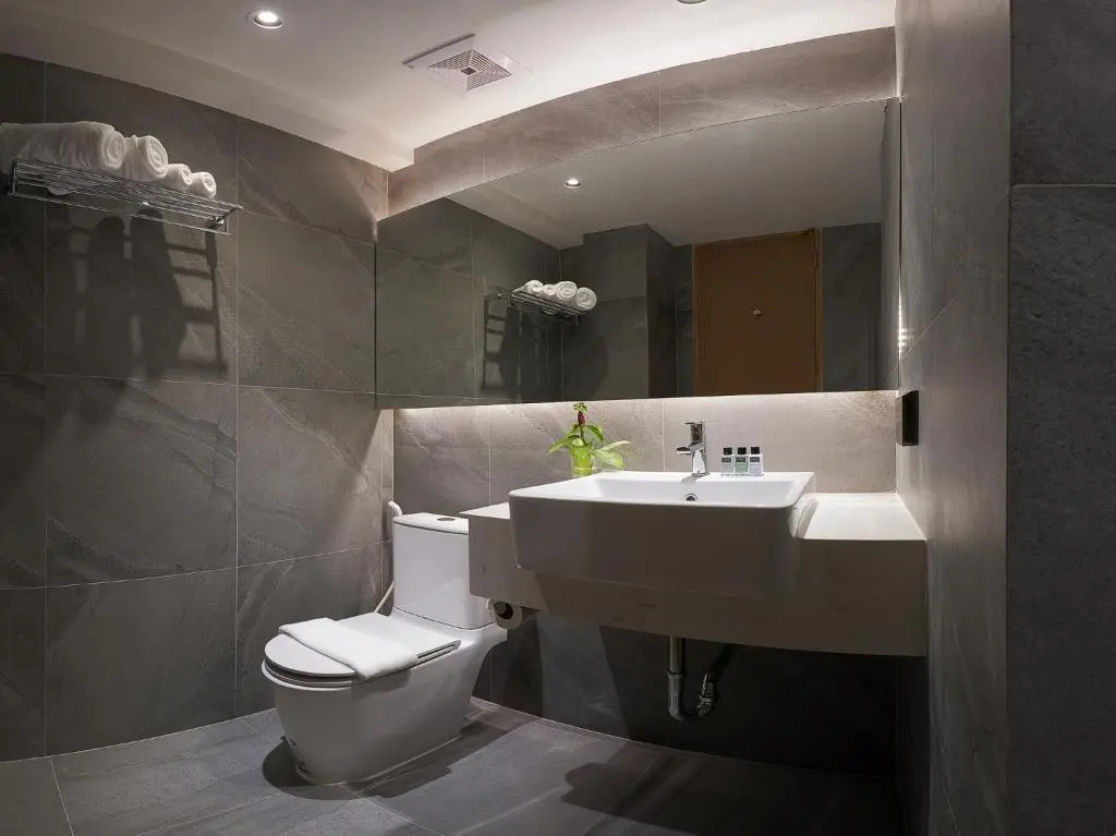 Suite with mountain view