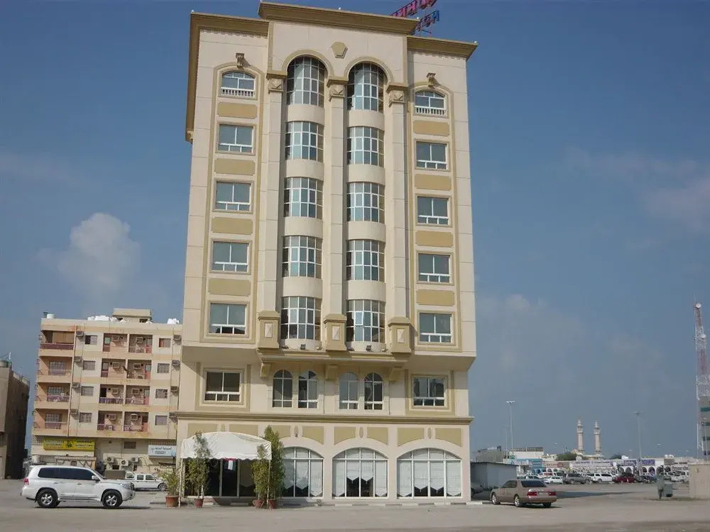 Queen Inn Hotel Apartments
