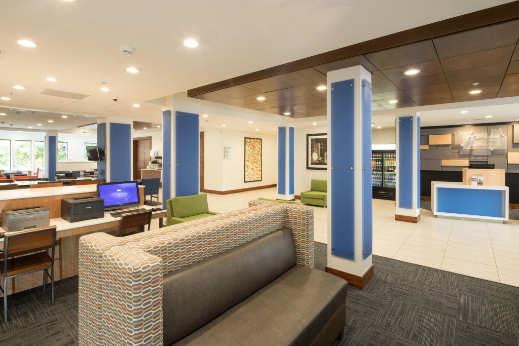 Holiday Inn Express Hotel & Suites Detroit - Utica by IHG - фото 32