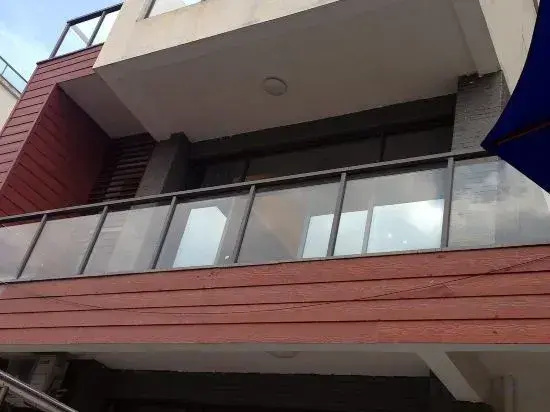 Hot Spring Vacation Villa