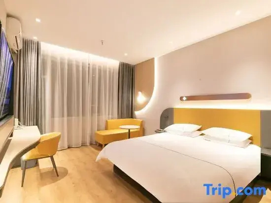 Deluxe Double room (full double bed)