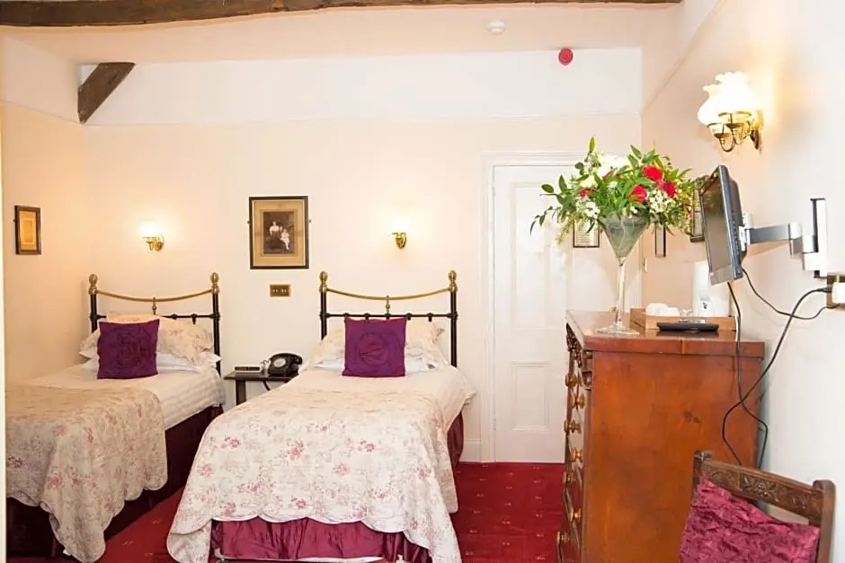 Two Bridges Hotel - Chambres